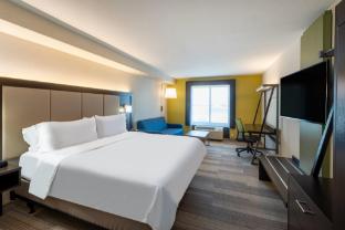 holiday inn express and suites north east erie i 9