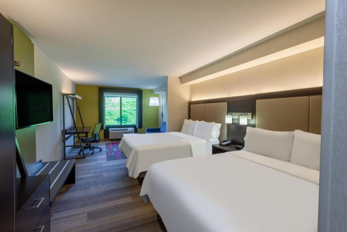 holiday inn express and suites north east erie i 9