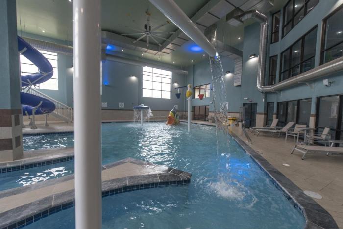 holiday inn express and suites north east erie i 9