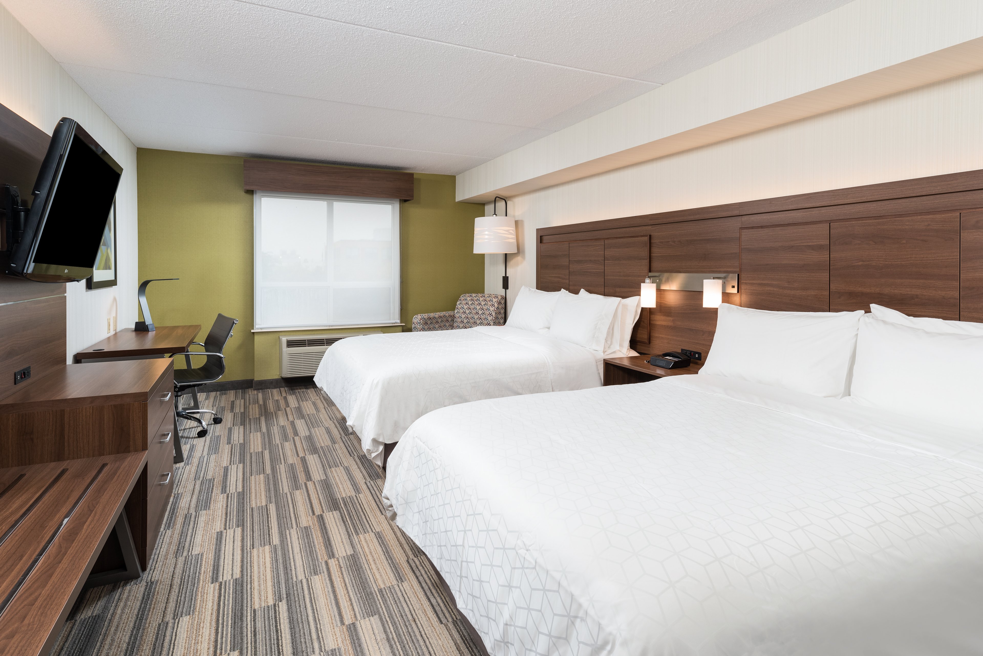 holiday inn express and suites milton by ihg