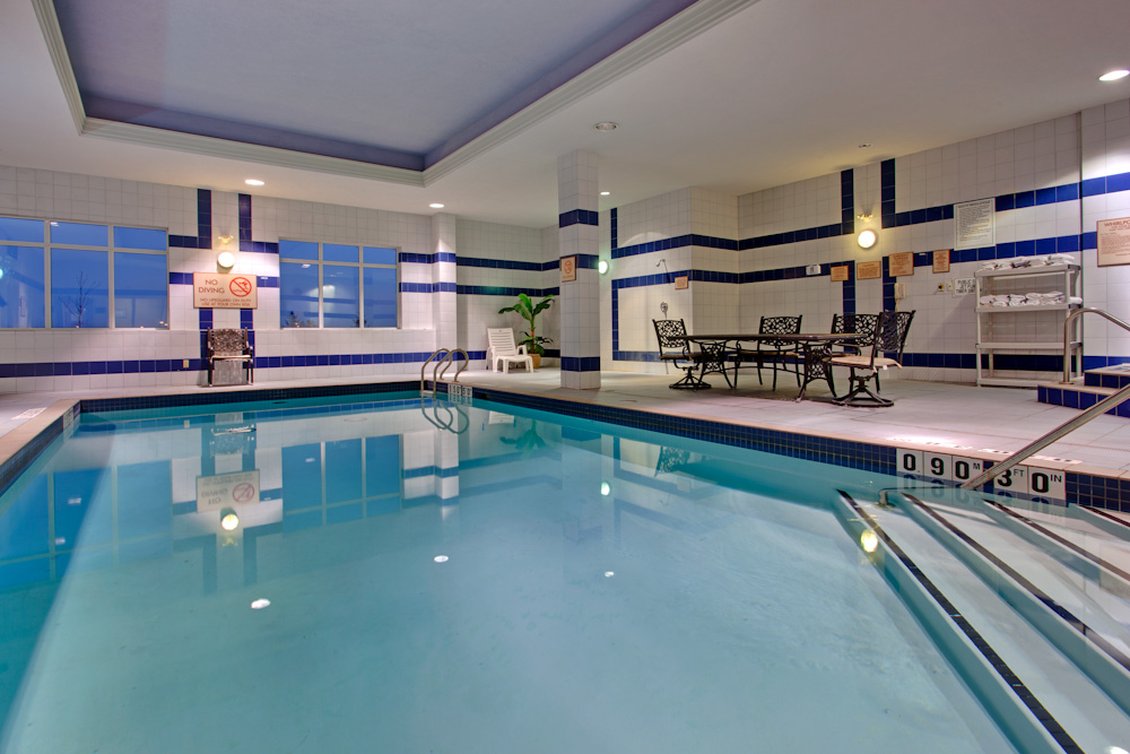 holiday inn express and suites milton by ihg