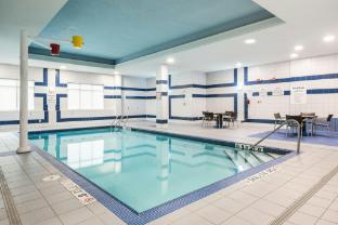 holiday inn express and suites milton by ihg