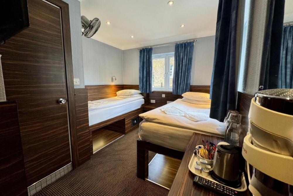 crestfield hotel