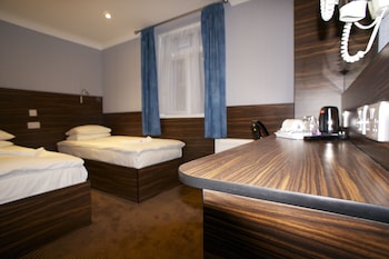 crestfield hotel