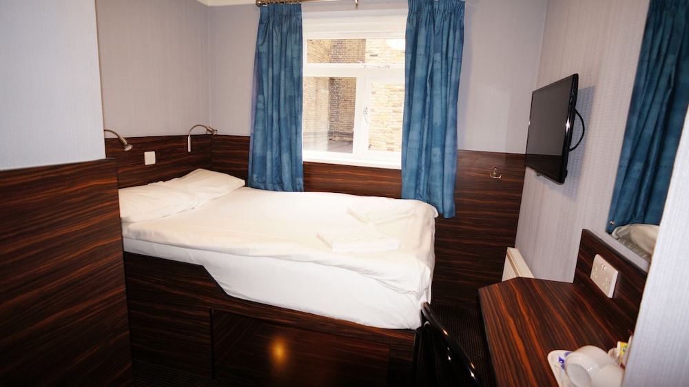 crestfield hotel