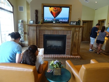 Bird In Hand Family Inn,East Lampeter Township>>Bird In Hand,3 star