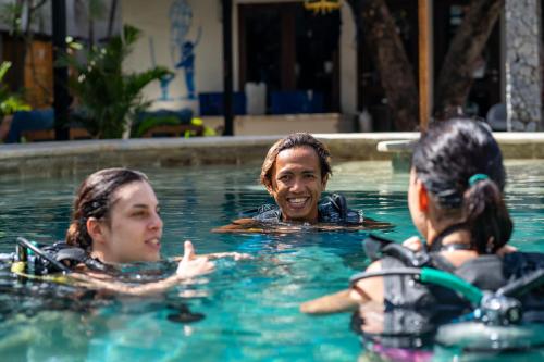 manta dive gili trawangan resort