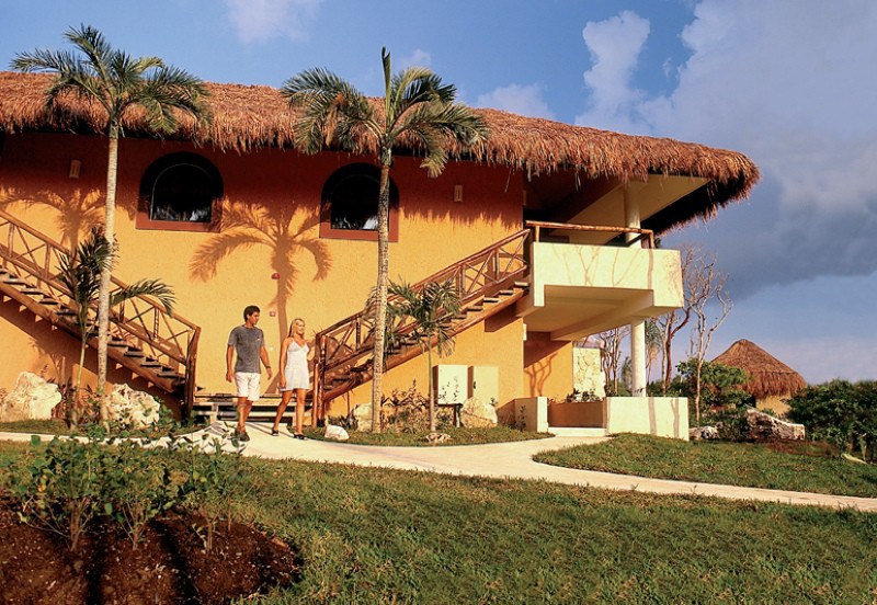 grand palladium colonial resort and spa all inclusive