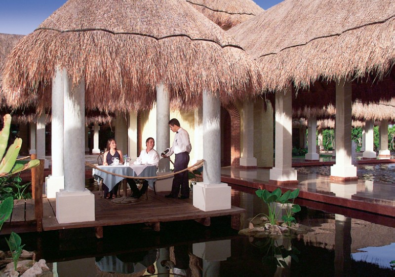 grand palladium colonial resort and spa all inclusive