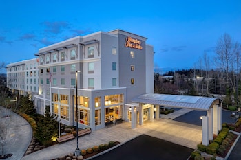 hampton inn and suites seattle federal way