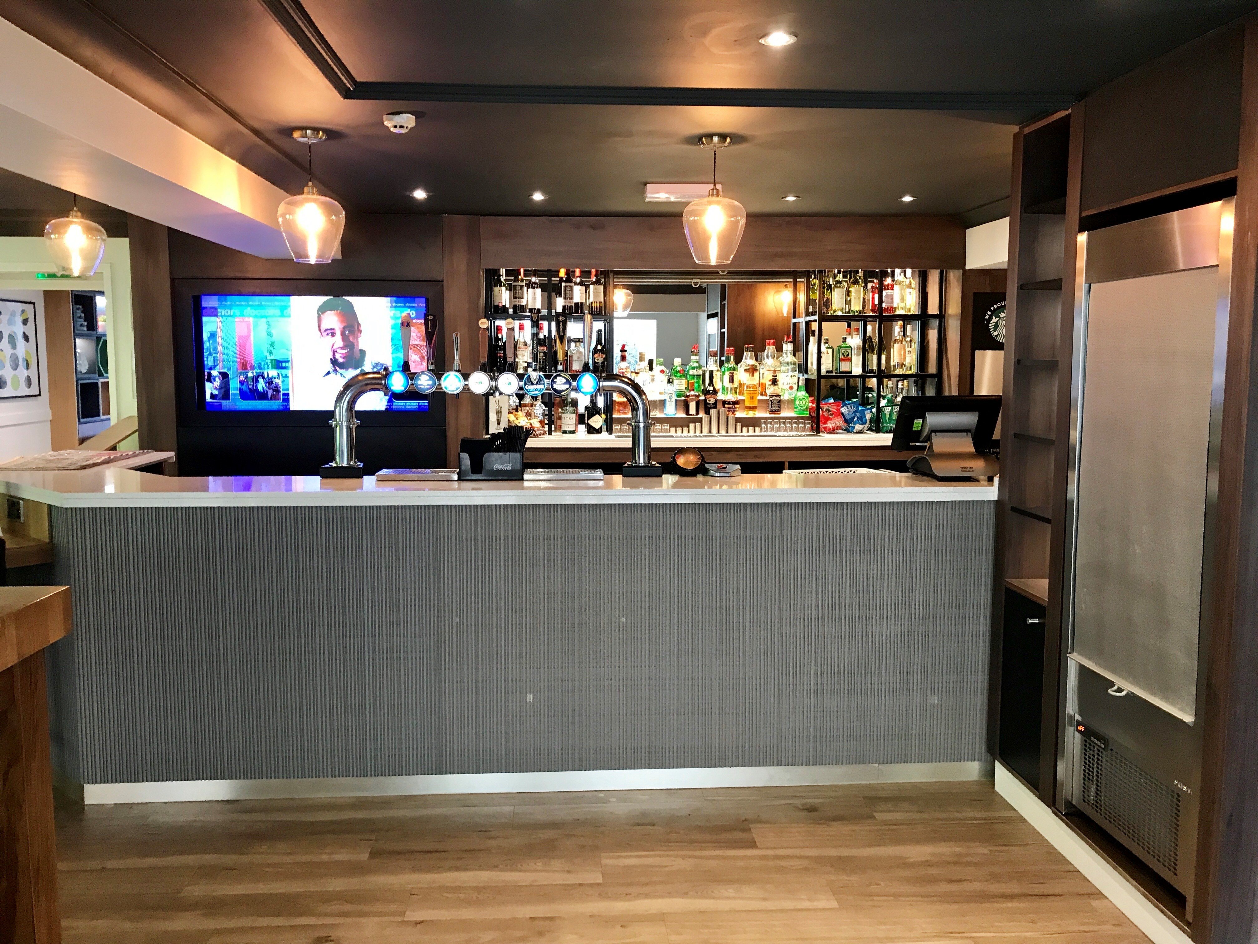 holiday inn a55 chester west by ihg