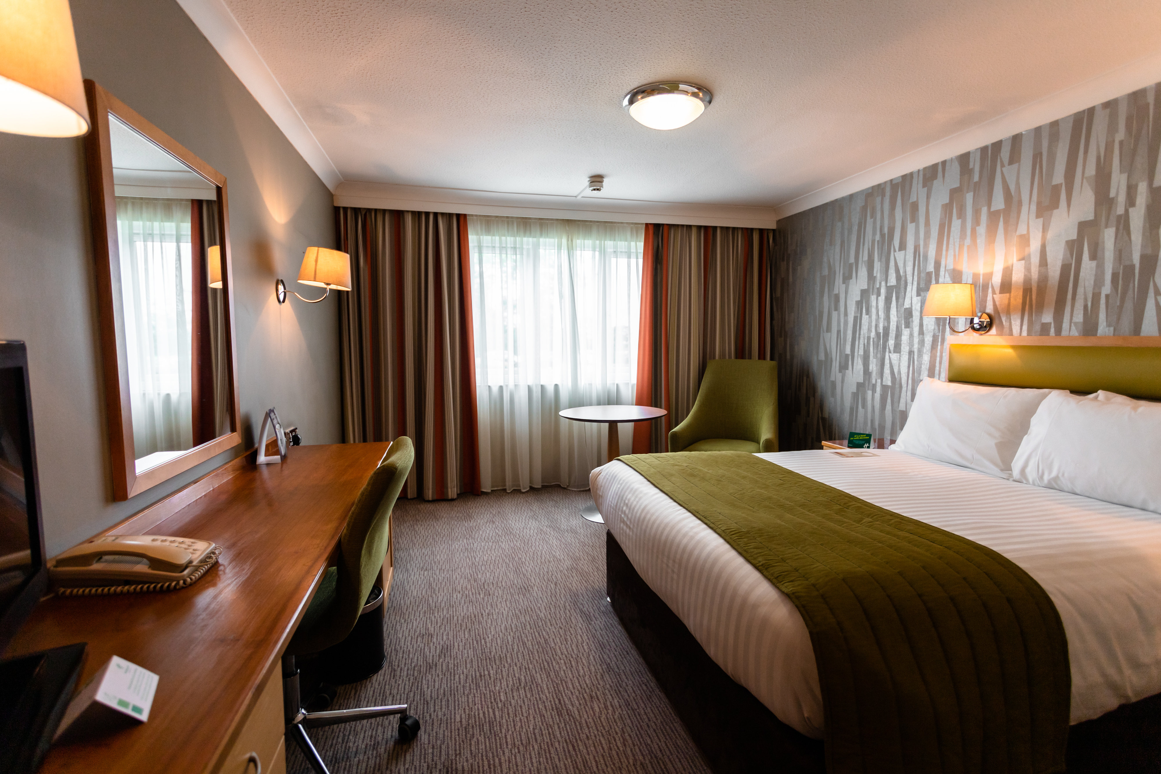 holiday inn a55 chester west by ihg