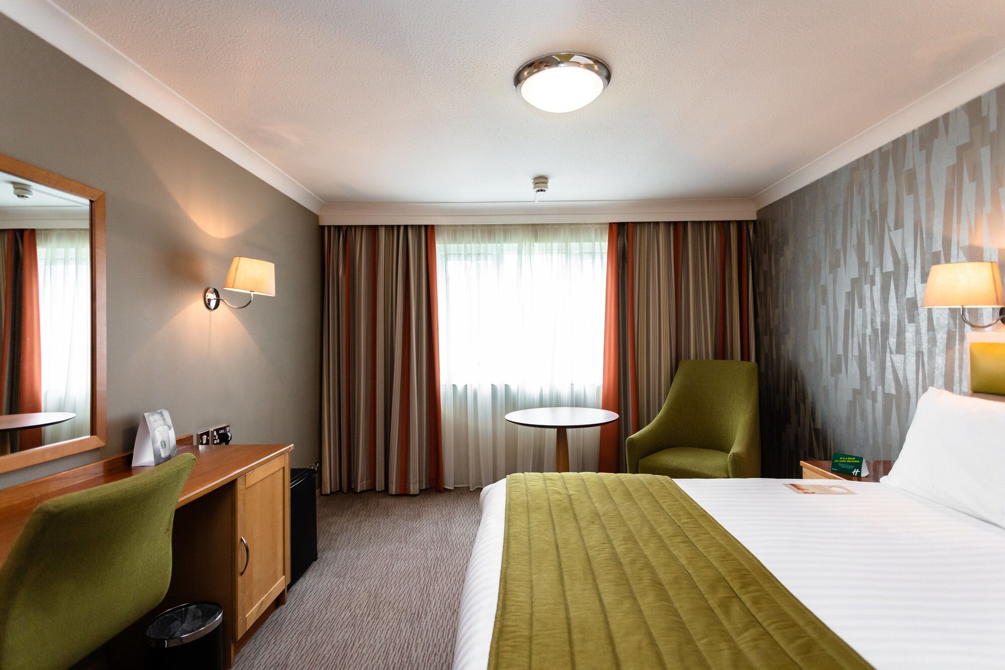 holiday inn a55 chester west by ihg
