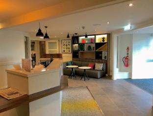 holiday inn a55 chester west by ihg