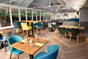 holiday inn a55 chester west by ihg