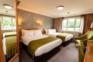 holiday inn a55 chester west by ihg