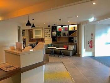 holiday inn a55 chester west by ihg
