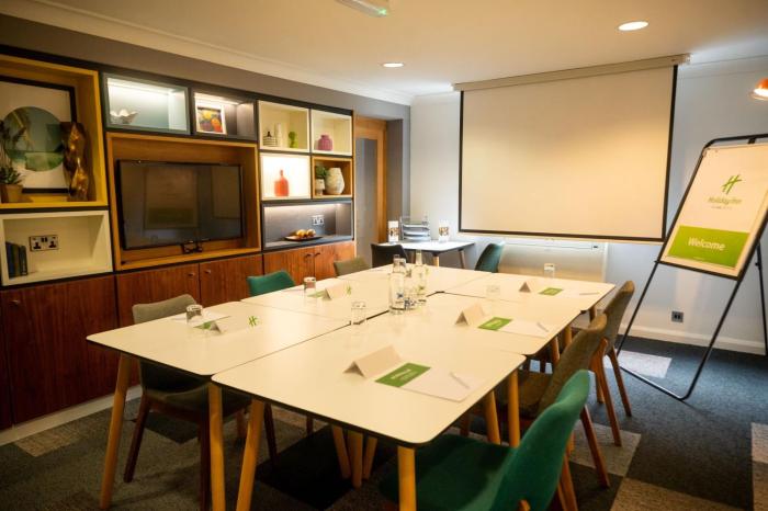 holiday inn a55 chester west by ihg