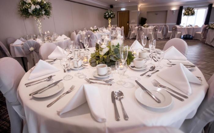 holiday inn a55 chester west by ihg