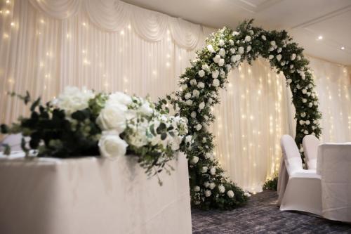 holiday inn a55 chester west by ihg
