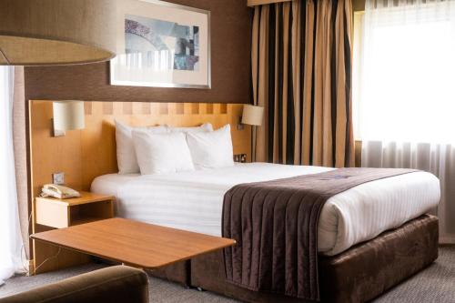 holiday inn a55 chester west by ihg