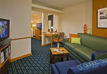 fairfield inn and suites flint fenton