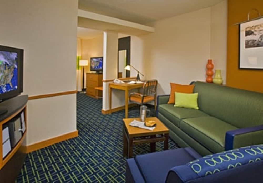 fairfield inn and suites flint fenton