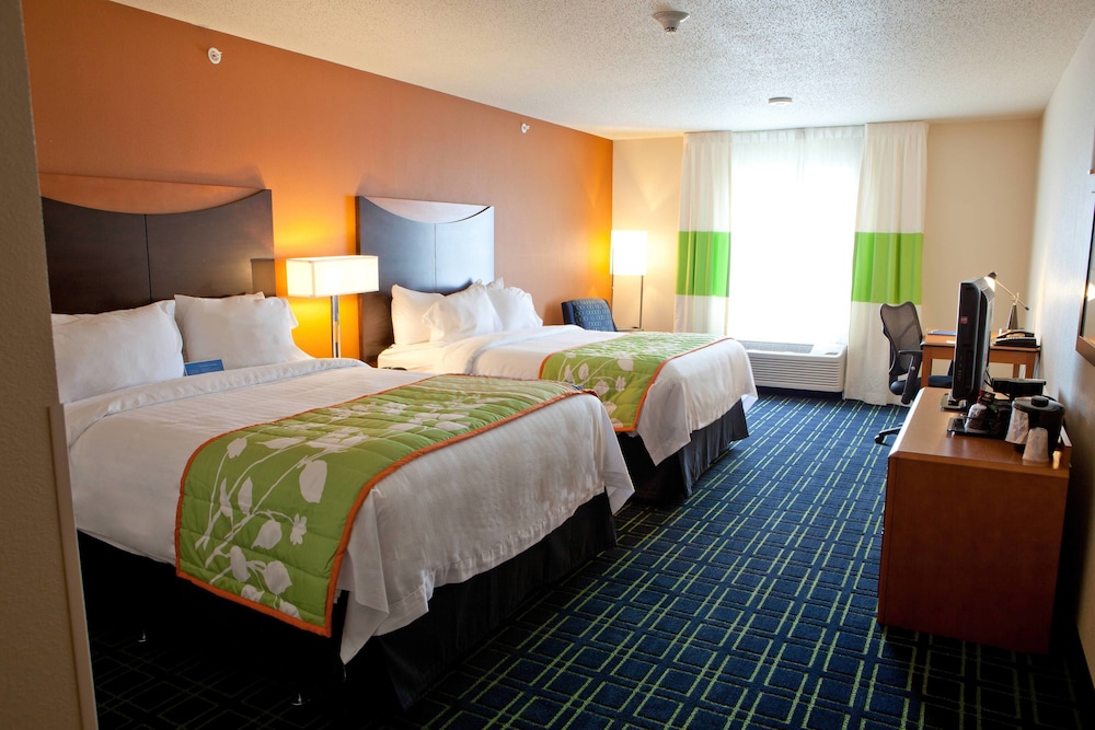 fairfield inn and suites flint fenton