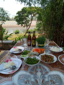 House By The River Nan,,2 star