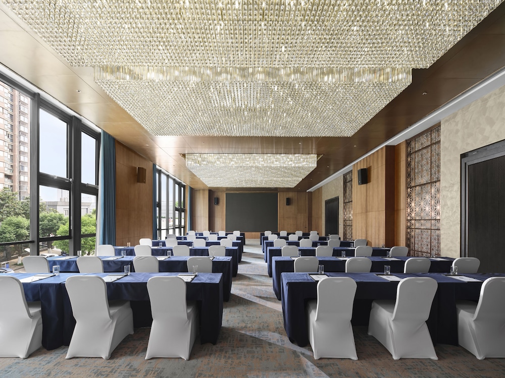 hilton garden inn jiaxing xiuzhou