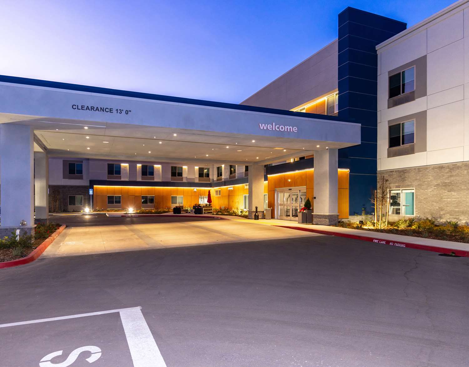 hampton inn selma ca