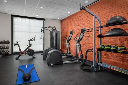 hampton inn new orleans french quarter market area