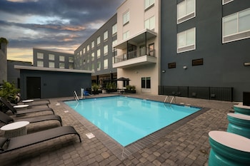 hampton inn new orleans french quarter market area