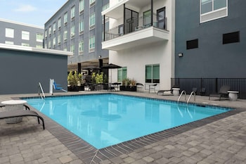hampton inn new orleans french quarter market area