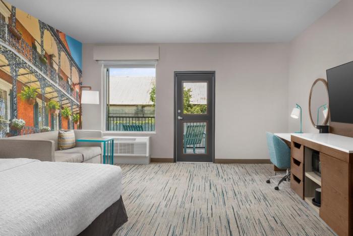 hampton inn new orleans french quarter market area