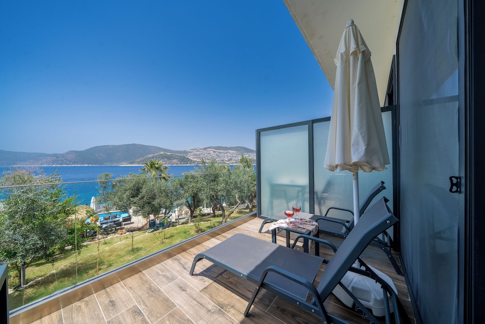 kalkan beach park hotel