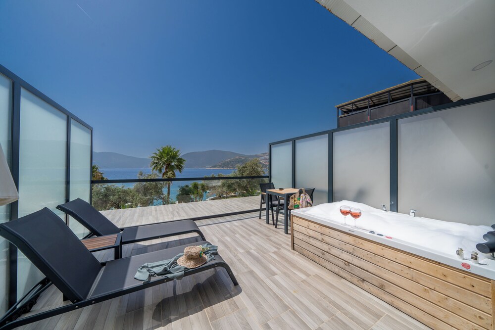 kalkan beach park hotel