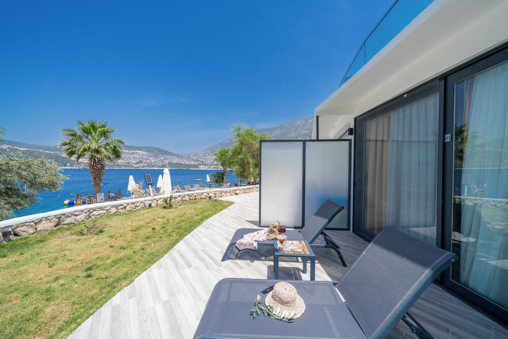 kalkan beach park hotel