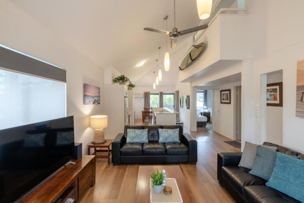 outrigger bay apartments