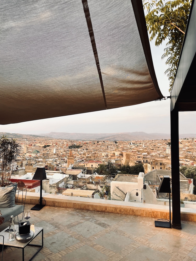fes