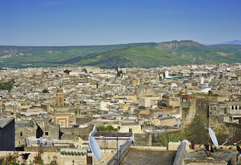 fes