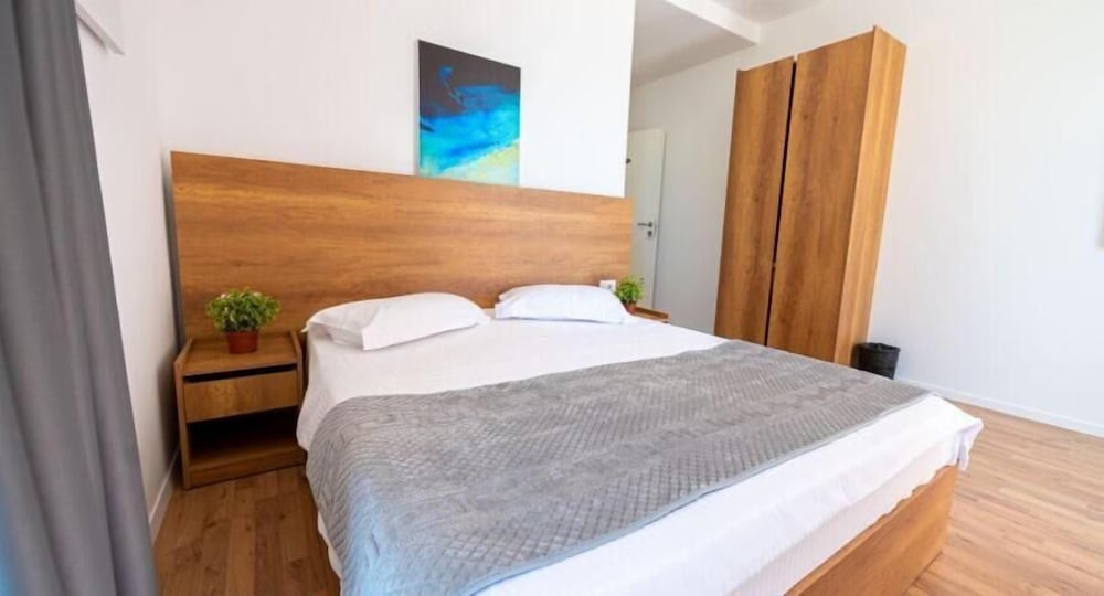 hotel besani