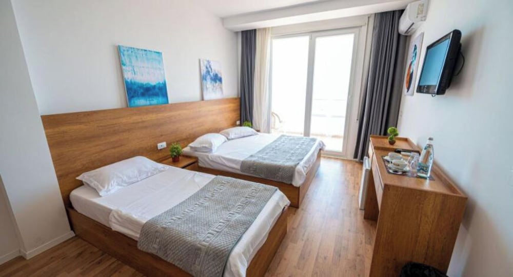 hotel besani