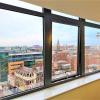 2 bedroom central apartment with parking