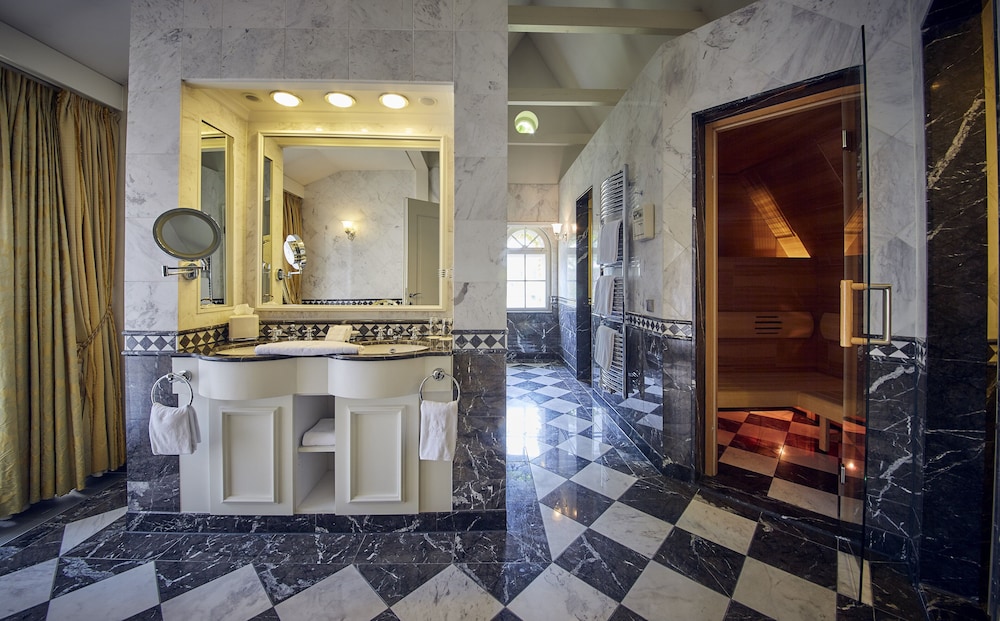 falkensteiner schlosshotel velden