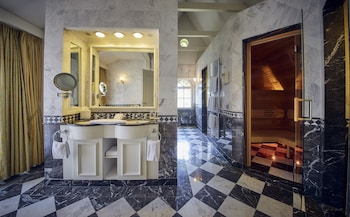 falkensteiner schlosshotel velden