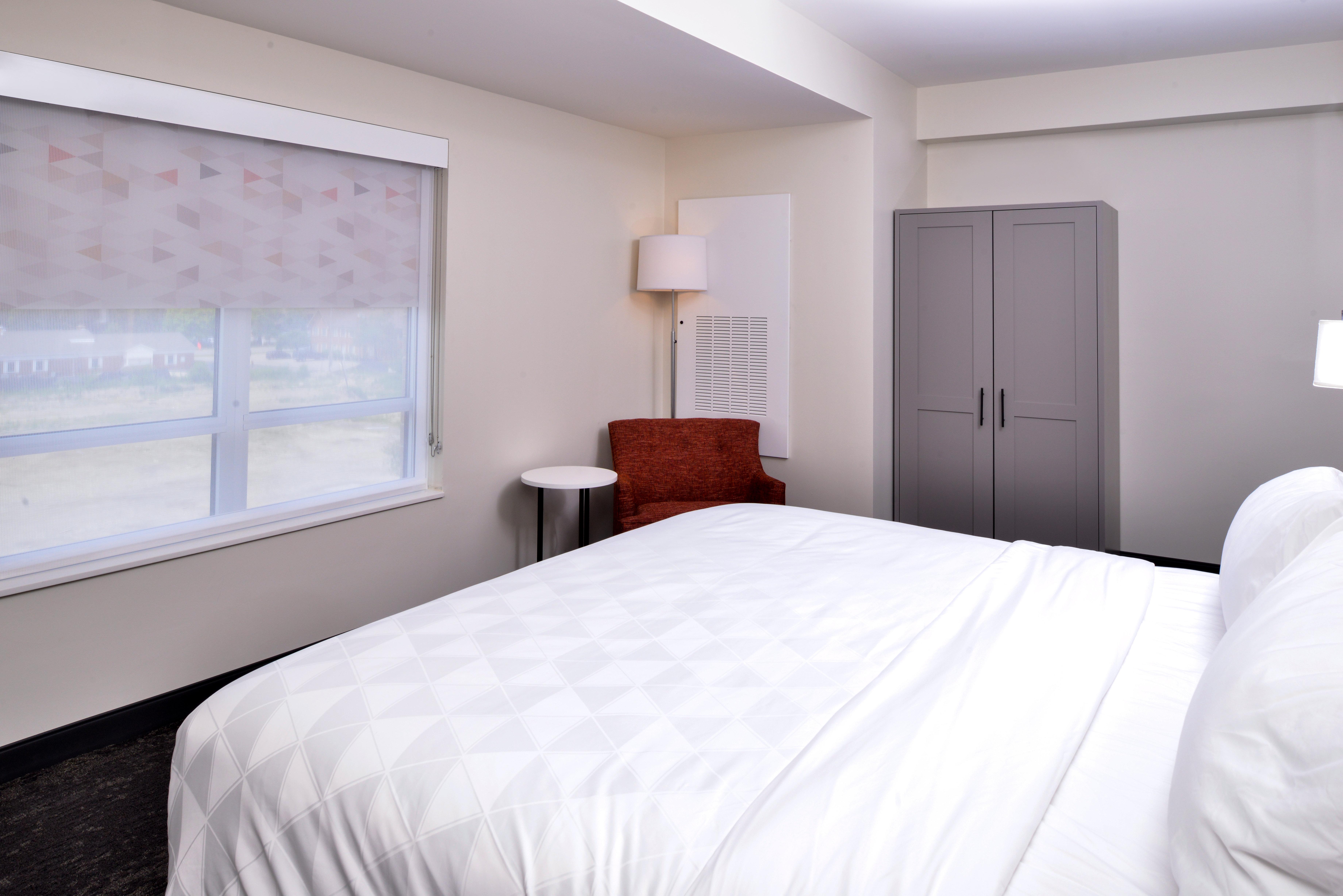 holiday inn farmingtom hills detriot nw