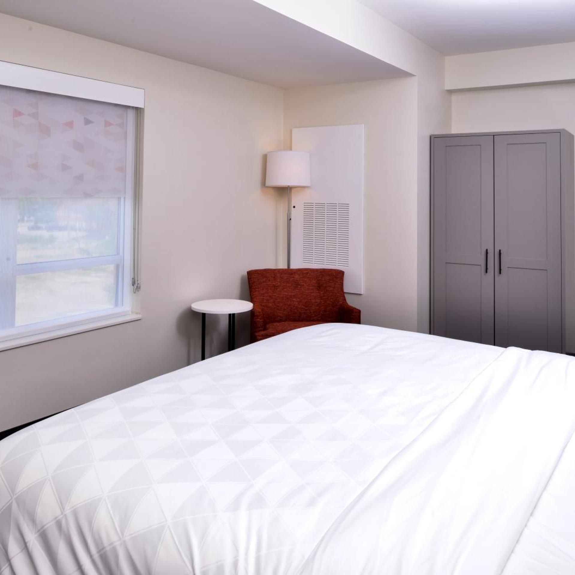 holiday inn farmingtom hills detriot nw