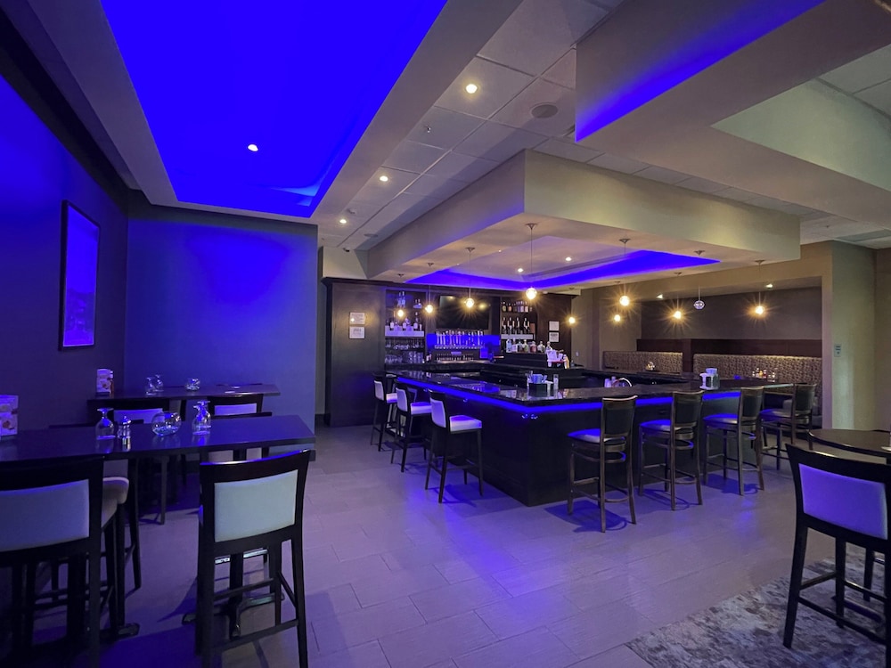 holiday inn farmingtom hills detriot nw