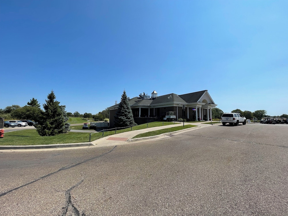 holiday inn farmingtom hills detriot nw